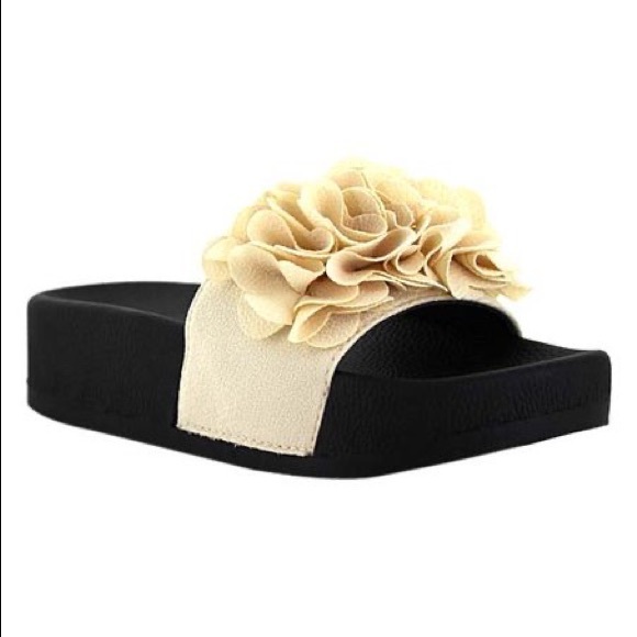 DIDI Seven7 Ruffle Slide - Picture 2 of 3